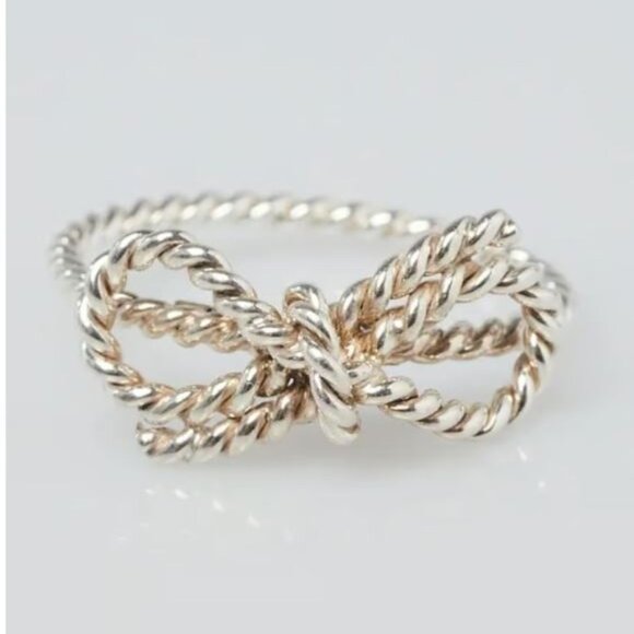 Tiffany Twist Bow 925 Sterling Silver Ring Size 7 Mint Condition - Picture 1 of 4